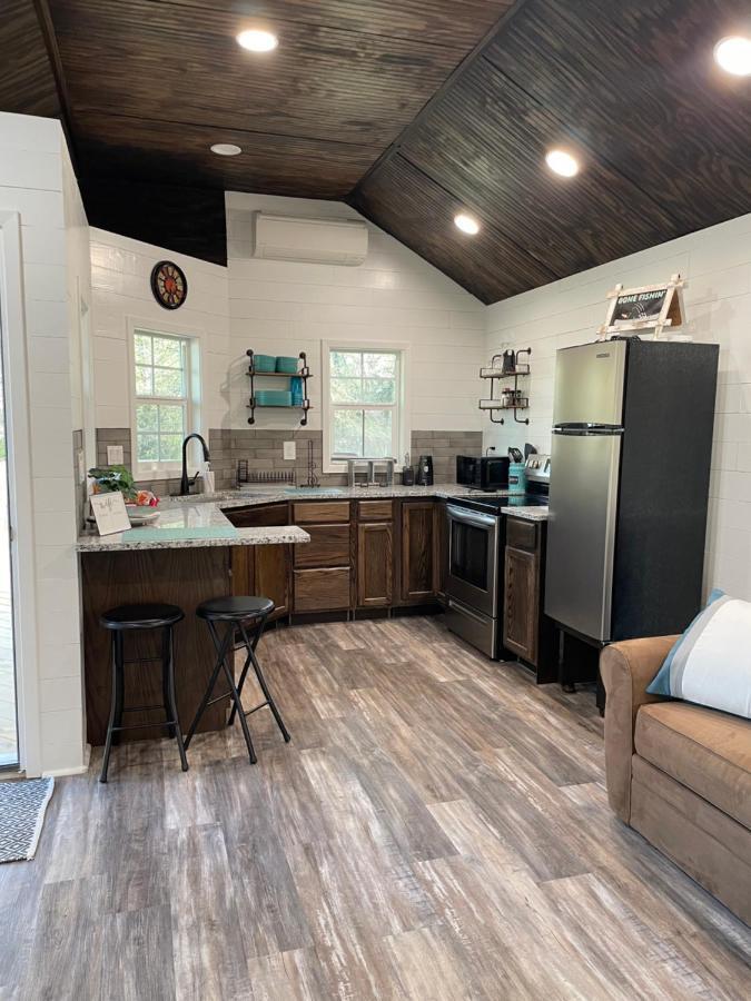 Cozy Cabin In Crestwood Subdivision Avinger Exterior photo
