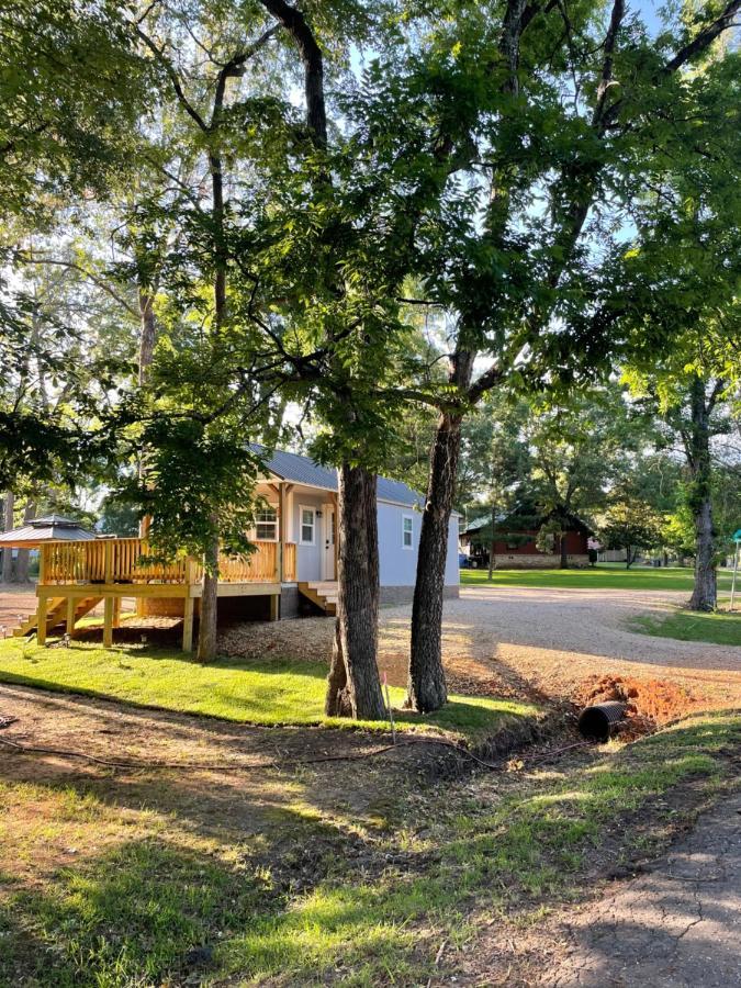 Cozy Cabin In Crestwood Subdivision Avinger Exterior photo