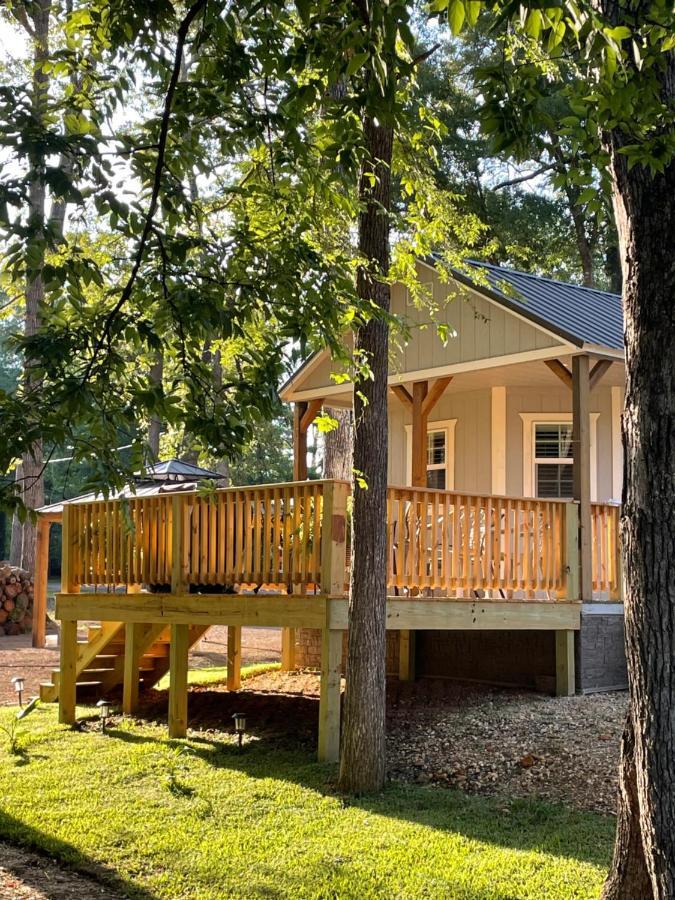 Cozy Cabin In Crestwood Subdivision Avinger Exterior photo