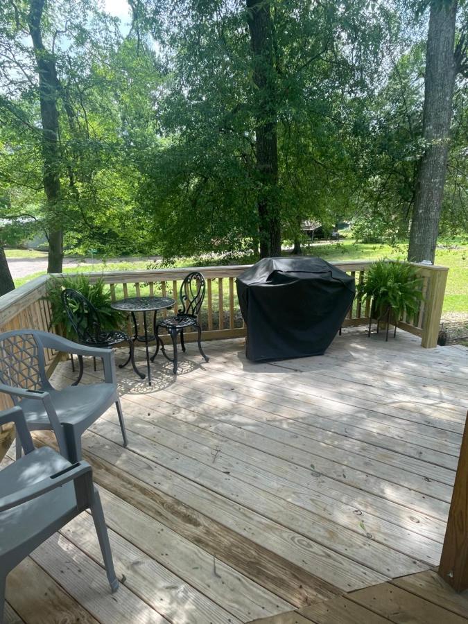 Cozy Cabin In Crestwood Subdivision Avinger Exterior photo